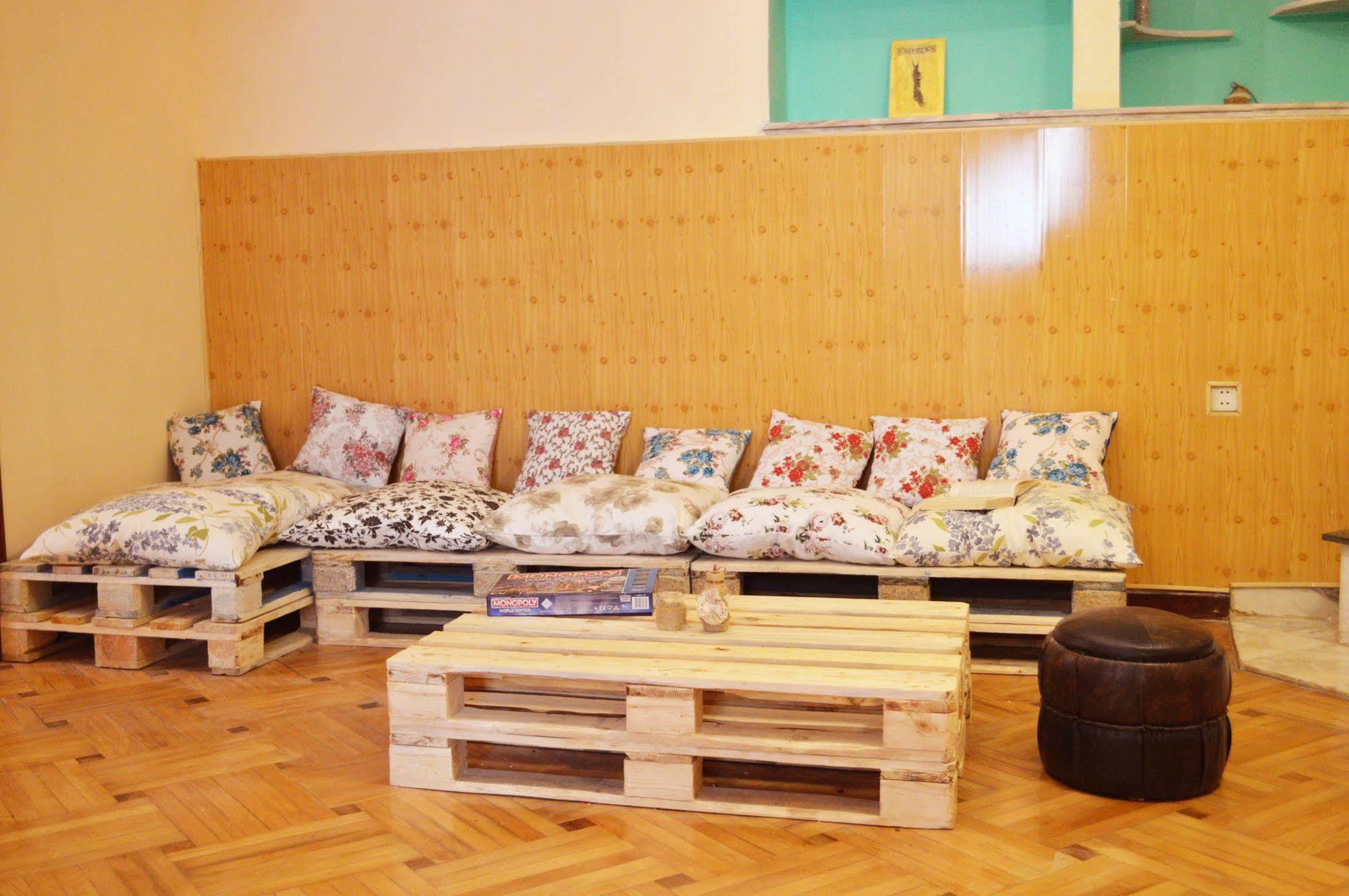 טביליסי Patio Hostel מראה חיצוני תמונה